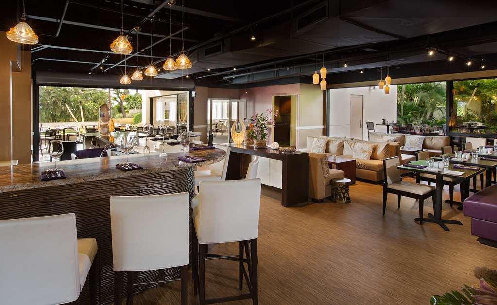 Maui Coast Hotel Кихеи Ресторант снимка