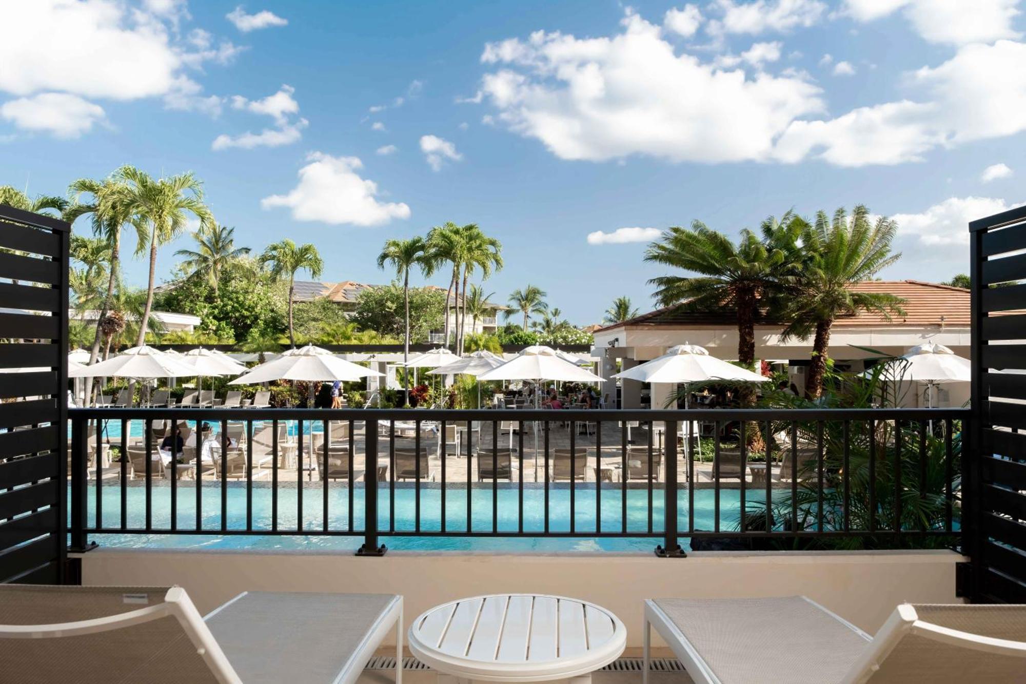 Maui Coast Hotel Кихеи Екстериор снимка